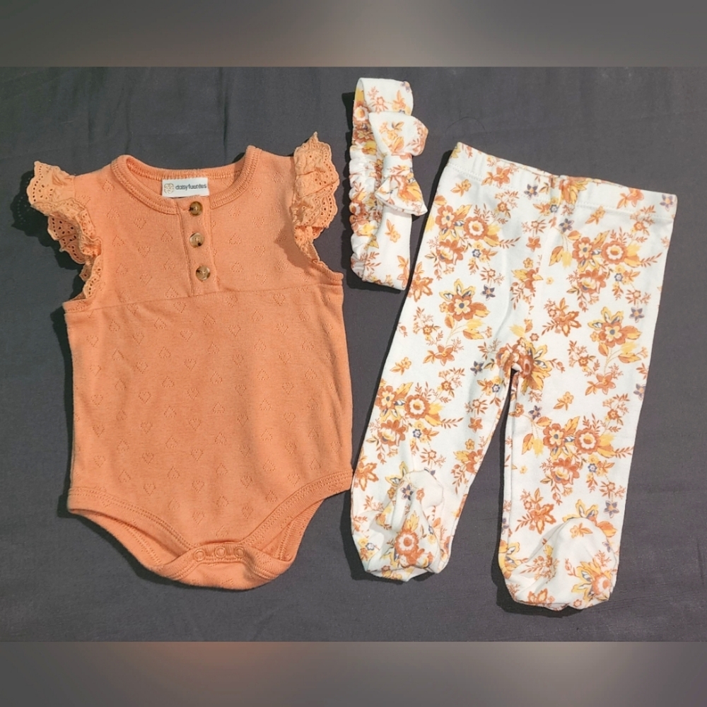 daisy fuentes Baby Girl Outfit 3/6M